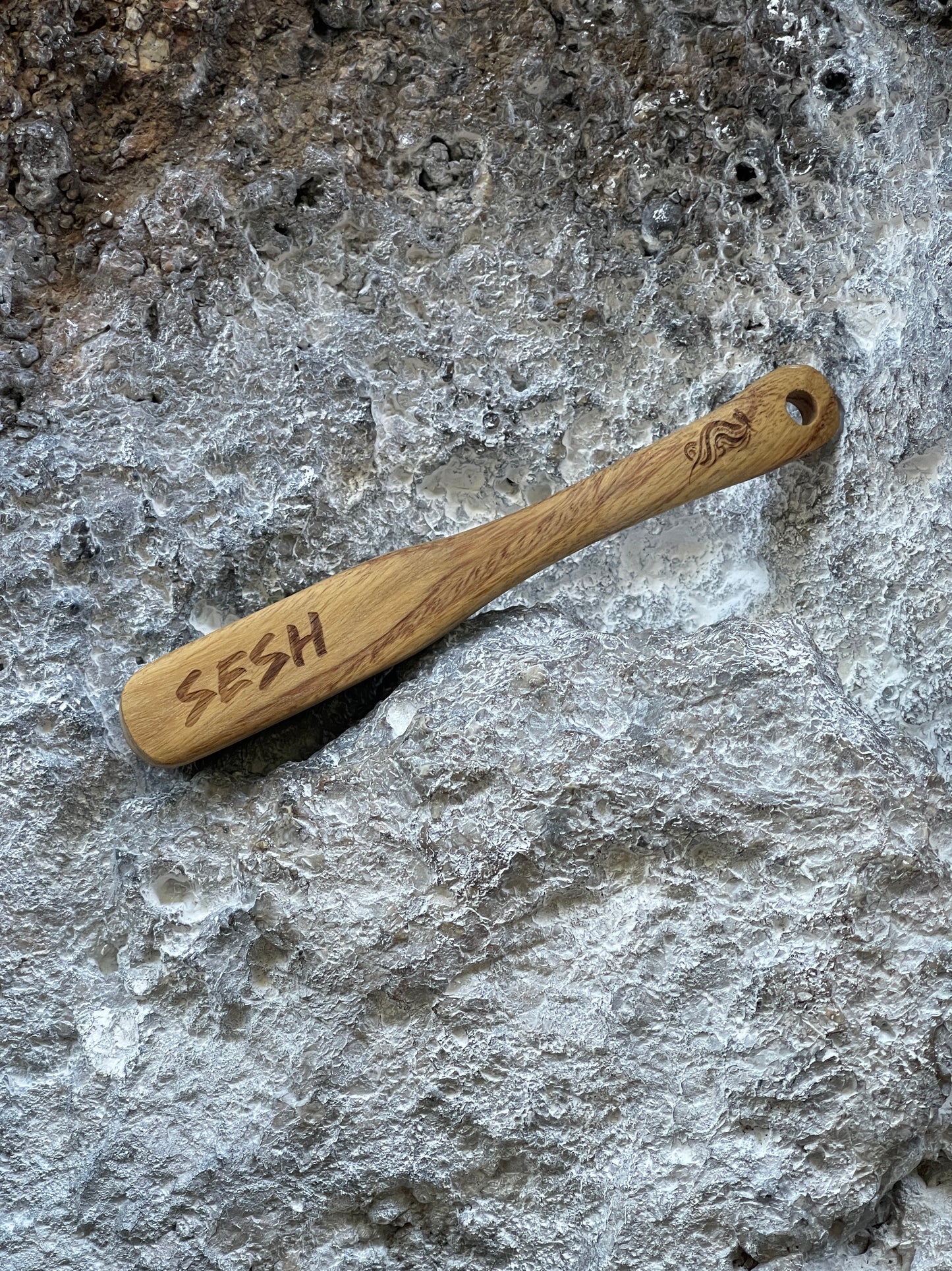 Sesh Climbing Chalk Brush